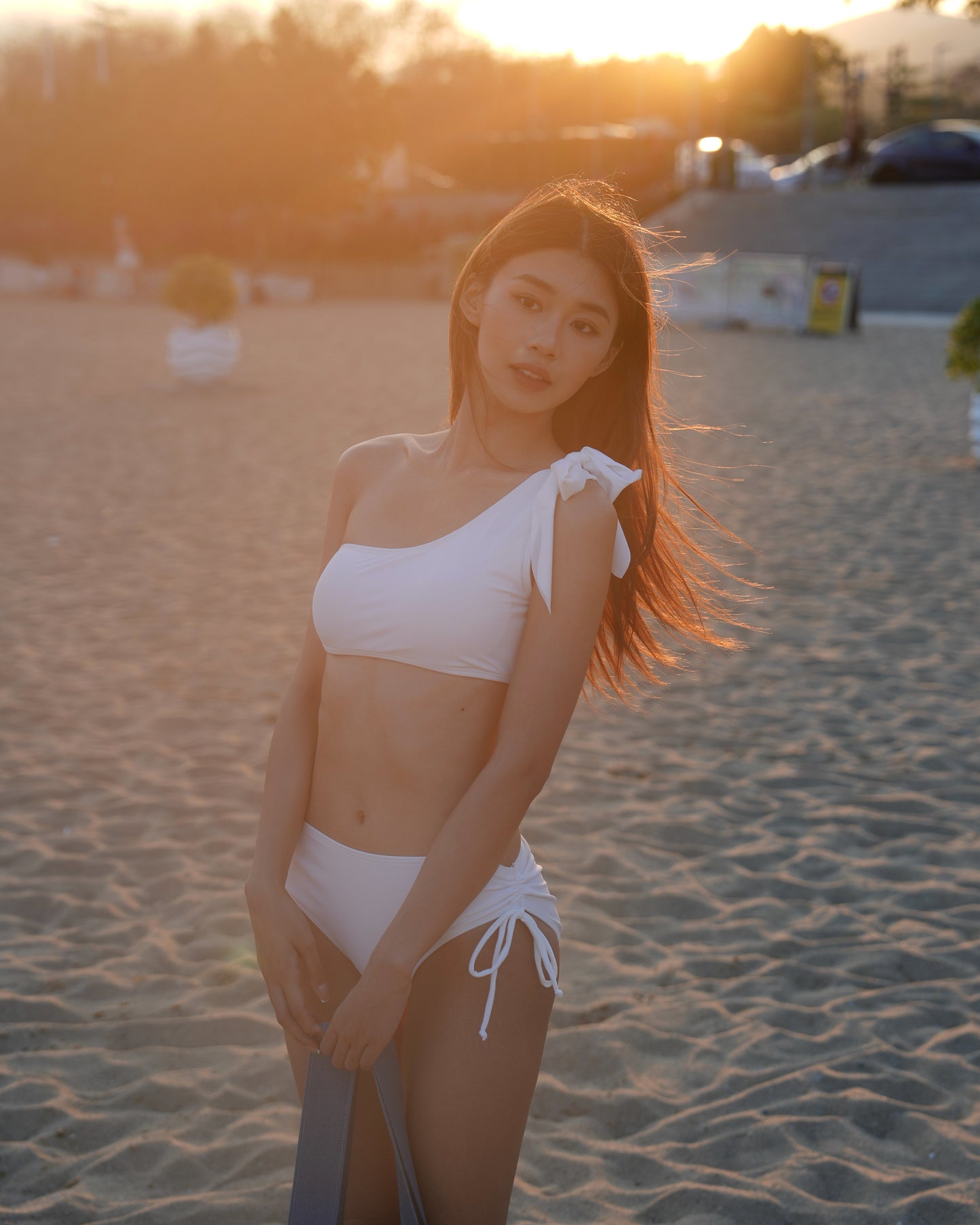 Aria White